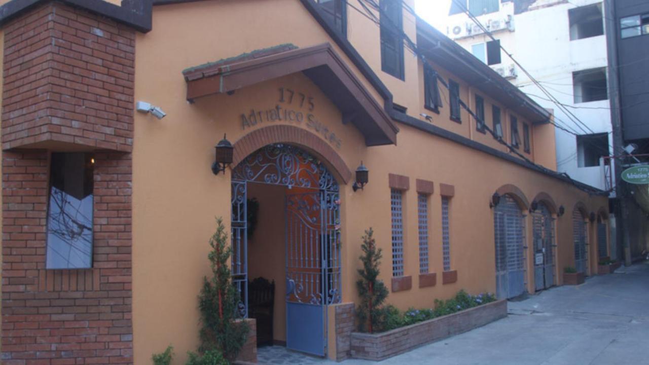 1775 Adriatico Suites Manila Kültér fotó