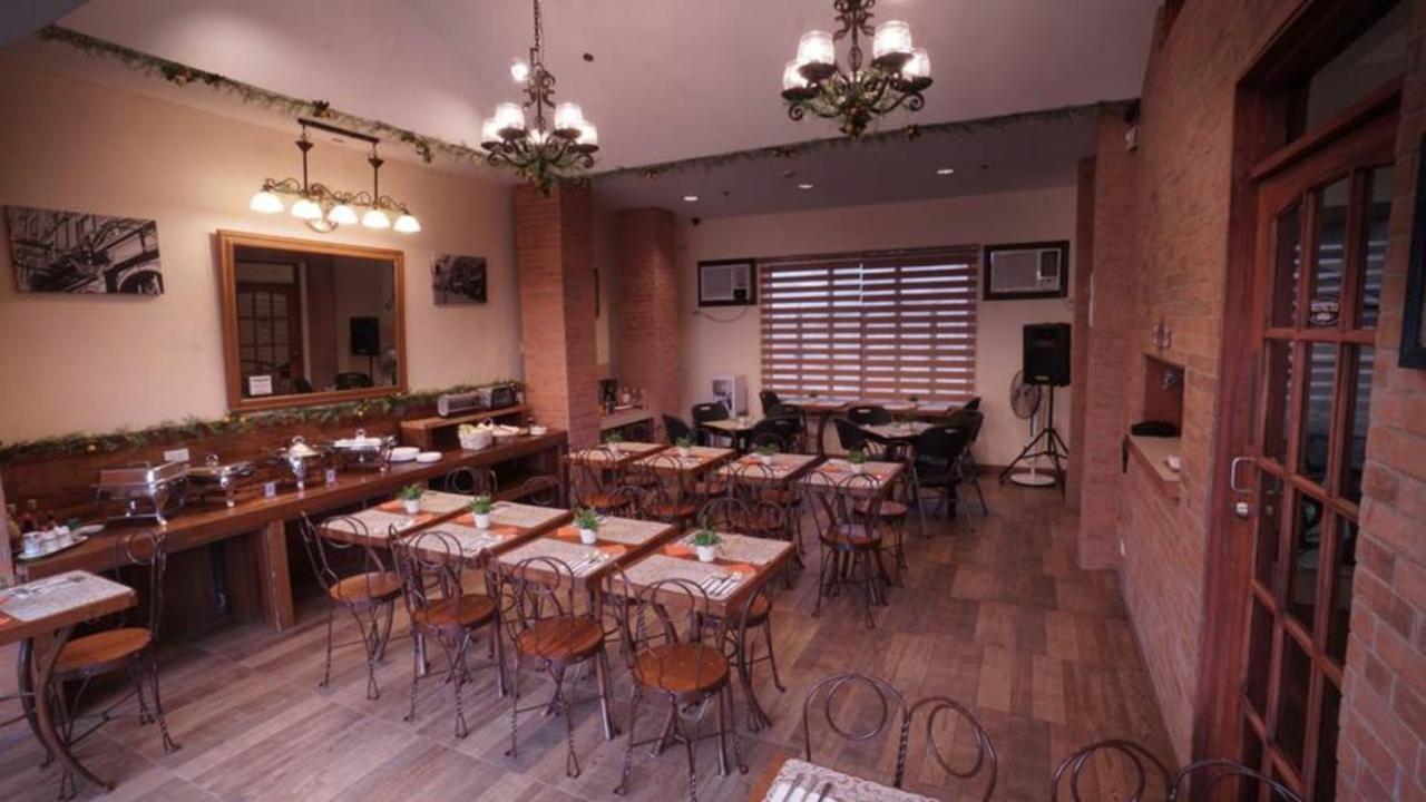 1775 Adriatico Suites Manila Kültér fotó