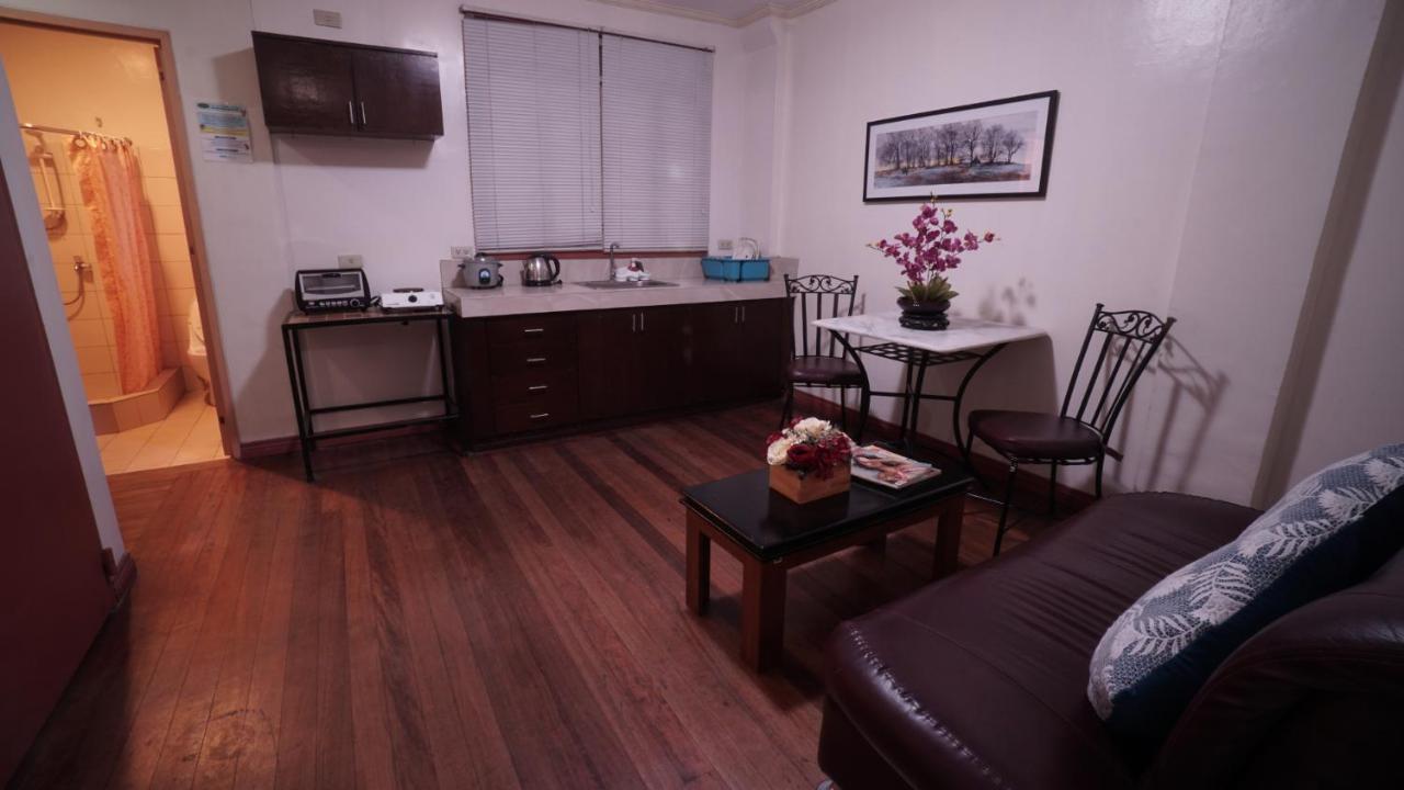 1775 Adriatico Suites Manila Kültér fotó