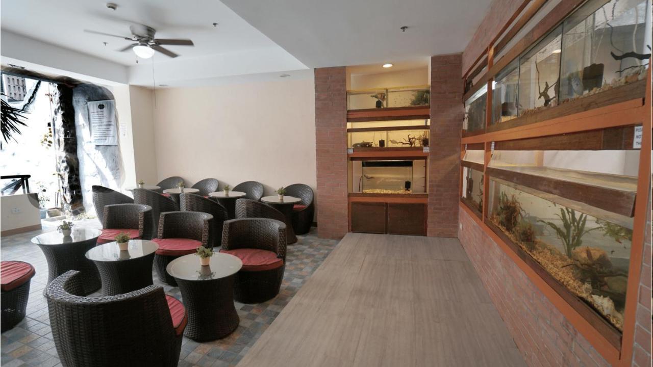 1775 Adriatico Suites Manila Kültér fotó