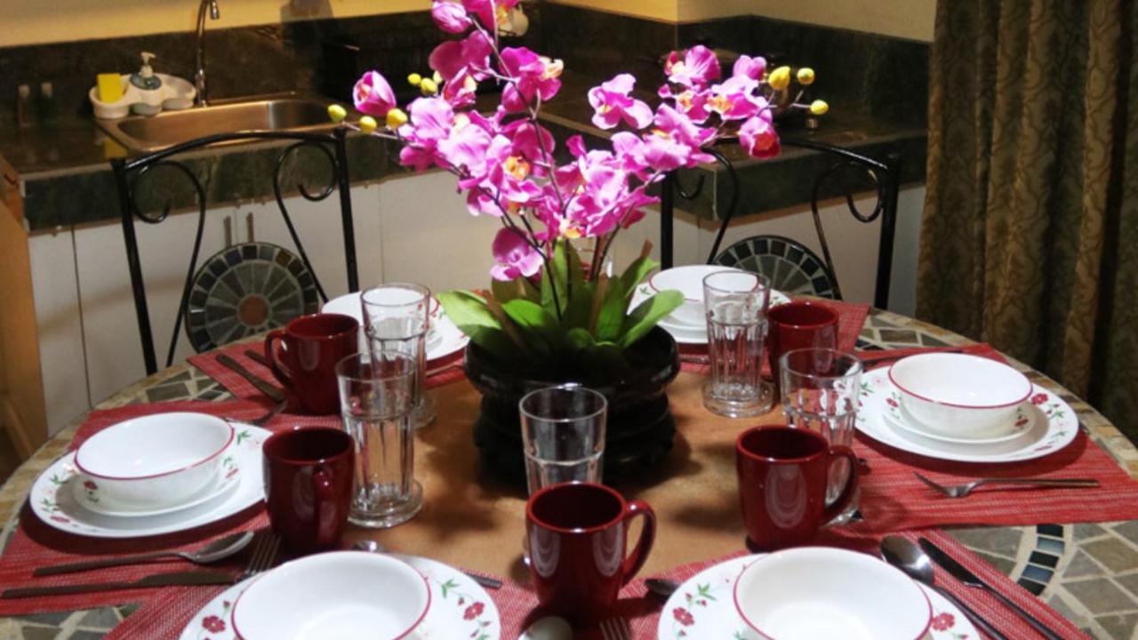 1775 Adriatico Suites Manila Kültér fotó