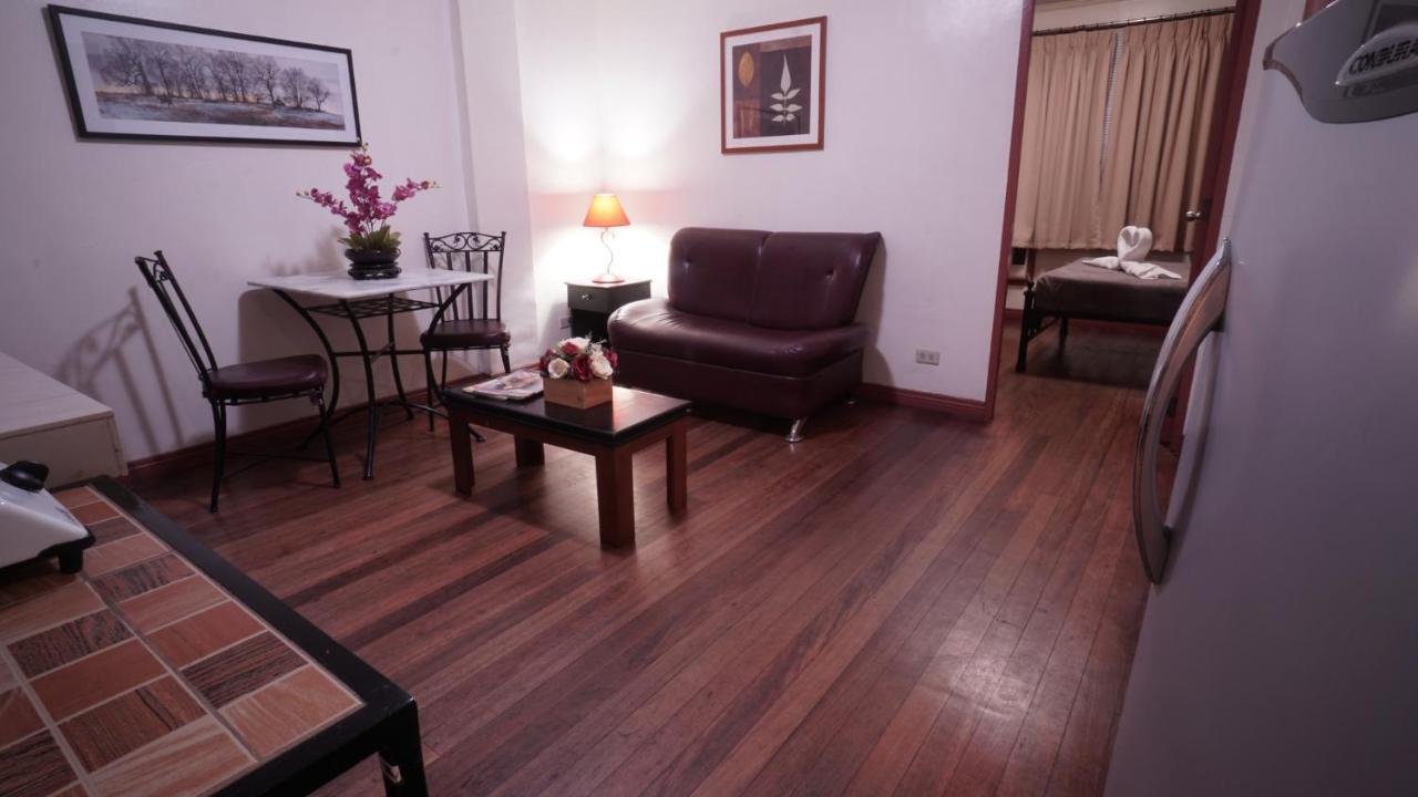 1775 Adriatico Suites Manila Kültér fotó
