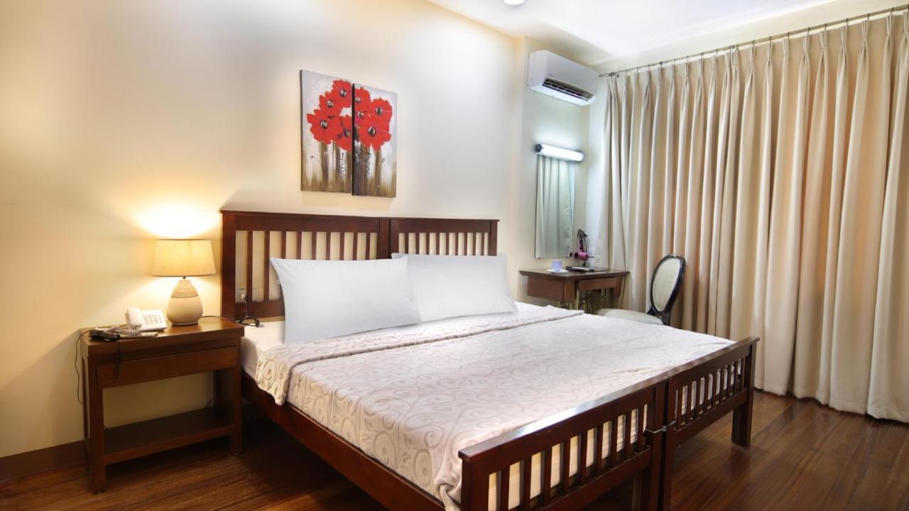 1775 Adriatico Suites Manila Kültér fotó
