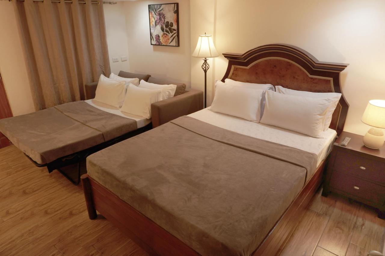 1775 Adriatico Suites Manila Kültér fotó