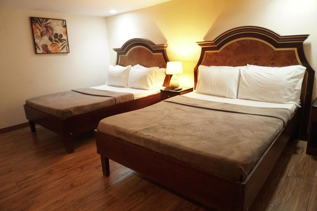 1775 Adriatico Suites Manila Kültér fotó