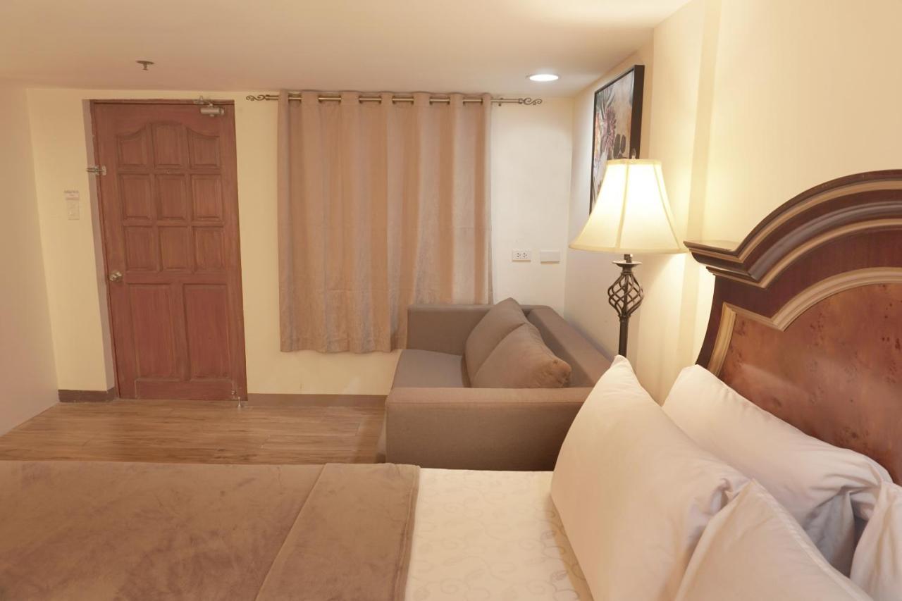 1775 Adriatico Suites Manila Kültér fotó